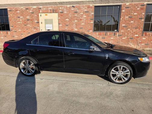 2012 Lincoln MKZ Base