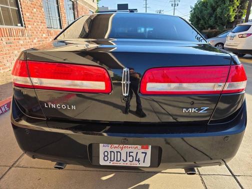 2012 Lincoln MKZ Base