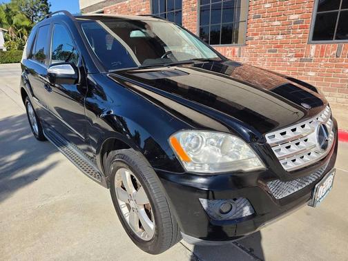 2010 Mercedes-Benz M-Class ML 350 4dr SUV