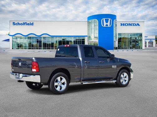 Granite Crystal Clearcoat Metallic 2019 RAM 1500 Classic Tradesman