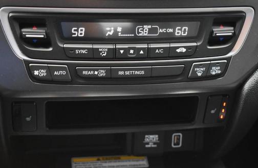 Sonic Gray Pearl 2022 Honda Passport EX-L