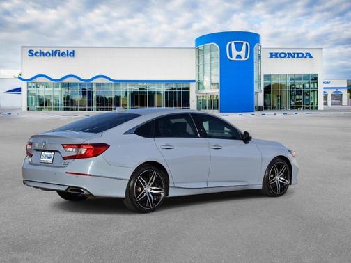 2022 Honda Accord Touring 2.0T