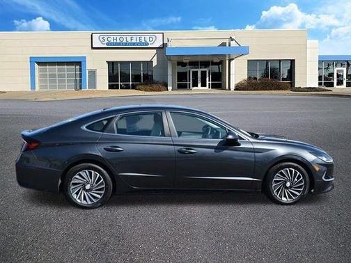 2022 Hyundai SONATA Hybrid SEL