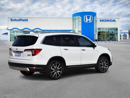 2020 Honda Pilot Touring 7-Passenger