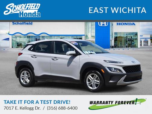 2022 Hyundai KONA SE