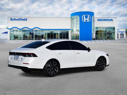 2023 Honda Accord Hybrid Touring