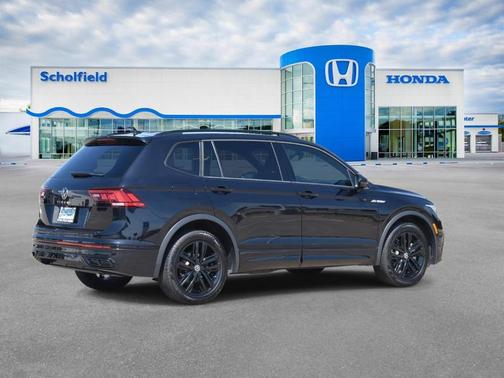 2022 Volkswagen Tiguan 2.0T SE R-Line Black