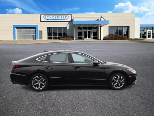 Phantom Black 2022 Hyundai SONATA SEL