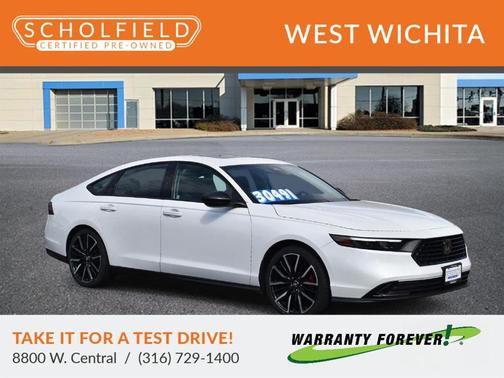 Platinum White Pearl 2026 Honda Accord SE