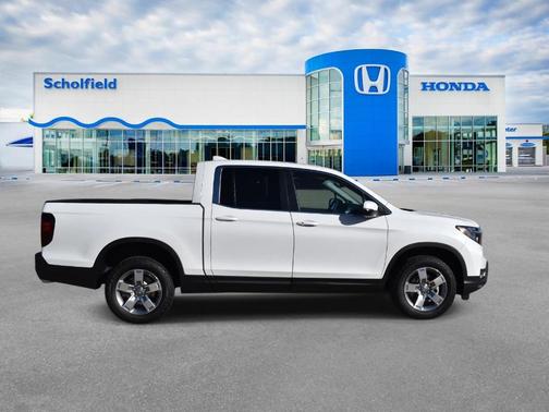 Platinum White Pearl 2026 Honda Ridgeline RTL