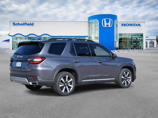 2025 Honda Pilot Touring