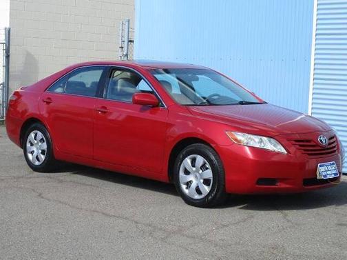 Barcelona Red Metallic 2009 Toyota Camry LE