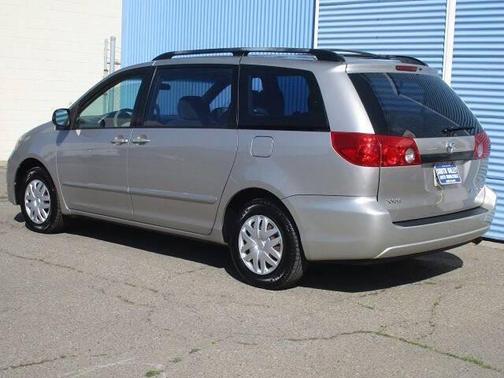 2006 Toyota Sienna CE