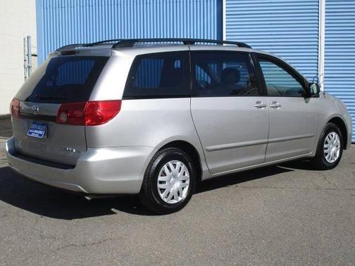 2006 Toyota Sienna CE