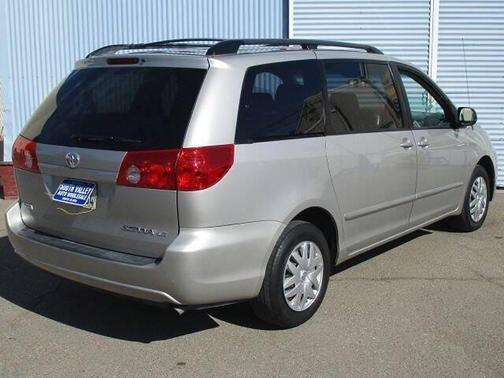2006 Toyota Sienna CE
