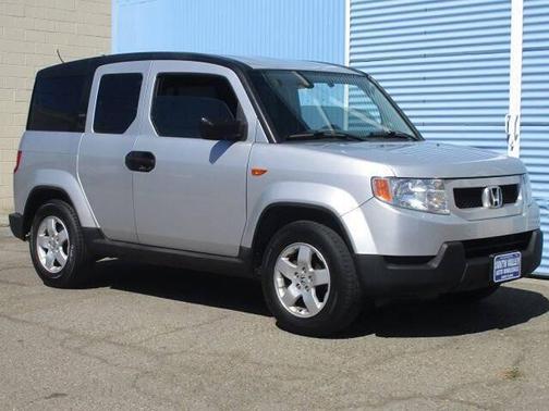 Alabaster Silver Metallic 2011 Honda Element LX