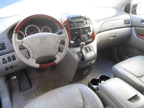 Stratosphere Mica 2004 Toyota Sienna XLE Limited