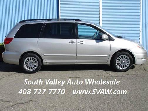2009 Toyota Sienna XLE