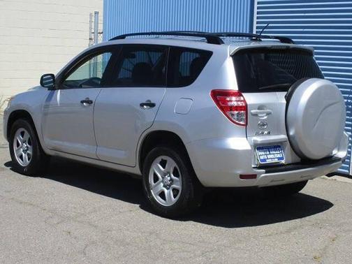 Classic Silver Metallic 2011 Toyota RAV4 Base