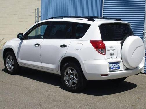 2006 Toyota RAV4 Base
