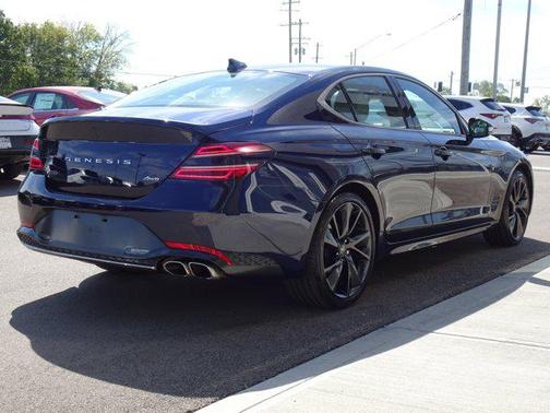 2023 Genesis G70 2.0T AWD