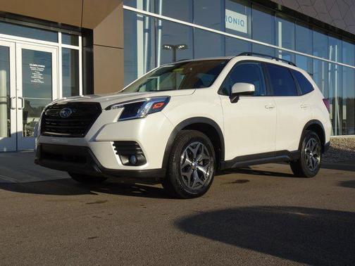 2022 Subaru Forester Premium