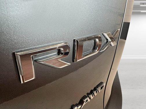 Liquid Carbon Metallic 2026 Acura RDX Technology Package