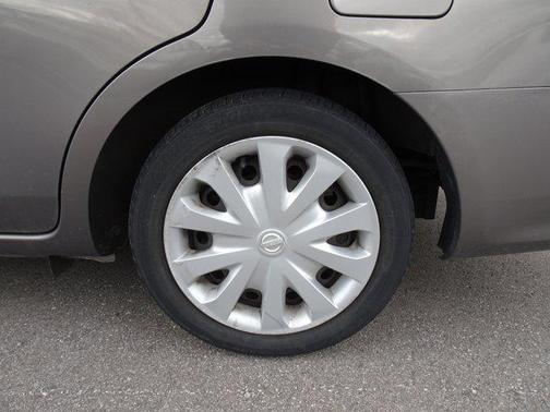 2017 Nissan Versa 1.6 SV
