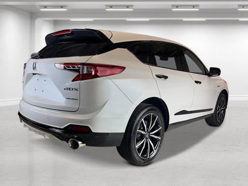 Platinum White Pearl 2026 Acura RDX A-Spec Advance Package