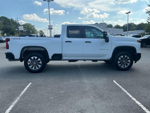 2026 Chevrolet Silverado 2500 Custom