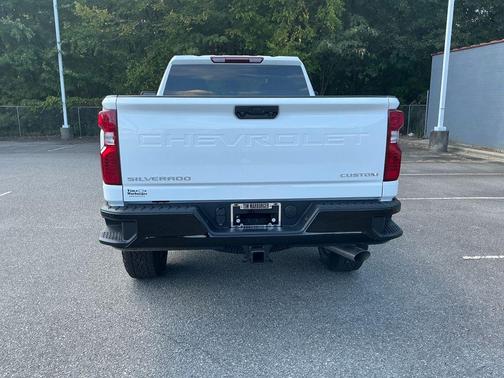 2026 Chevrolet Silverado 2500 Custom