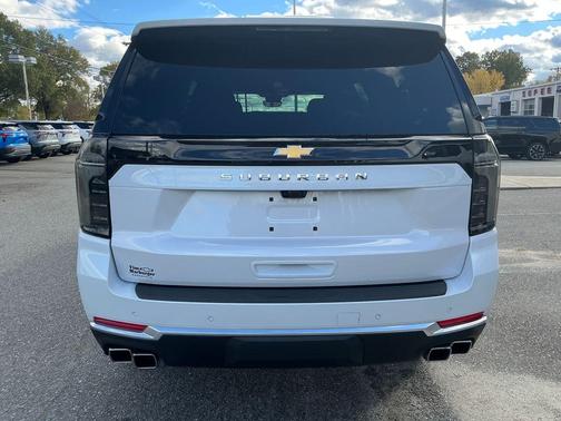 2026 Chevrolet Suburban High Country, 4WD