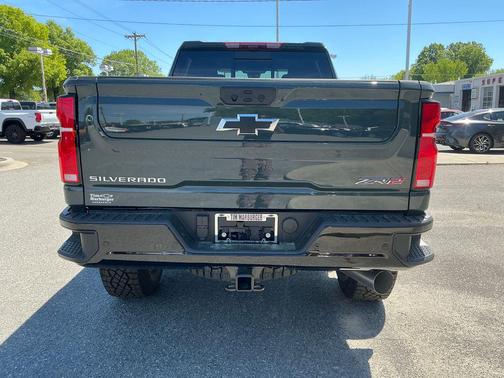 Cypress Gray 2026 Chevrolet Silverado 2500 Crew Cab, Standard Bed, XR2, 4WD