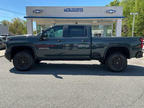 Cypress Gray 2026 Chevrolet Silverado 2500 Crew Cab, Standard Bed, XR2, 4WD