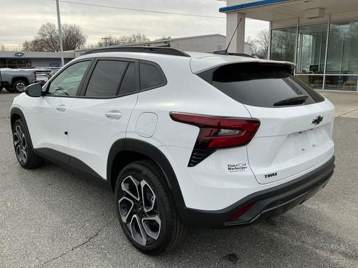 2026 Chevrolet Trax FWD 2RS