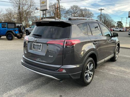 2016 Toyota RAV4 XLE