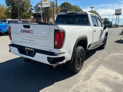 2023 GMC Sierra 2500 AT4