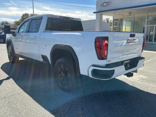 2023 GMC Sierra 2500 AT4