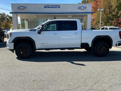 2023 GMC Sierra 2500 AT4