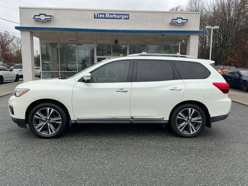 2020 Nissan Pathfinder Platinum 2WD