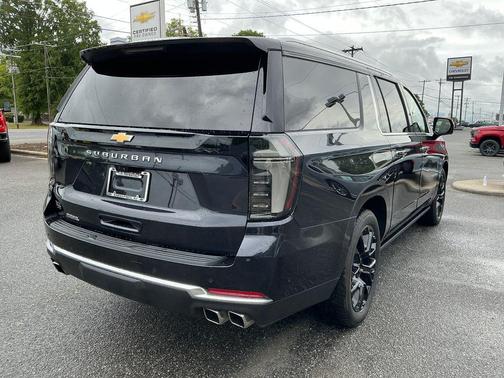 Ash 2025 Chevrolet Suburban 4WD High Country