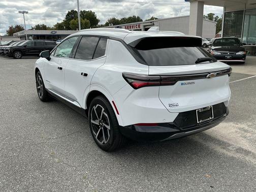 2025 Chevrolet Equinox EV LT