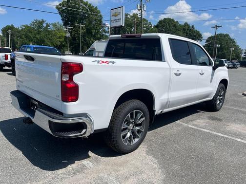 2025 Chevrolet Silverado 1500 LT