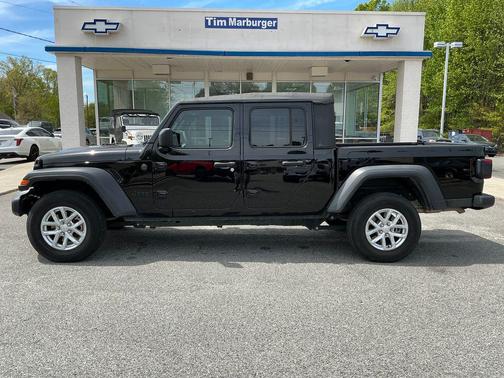 2023 Jeep Gladiator Sport S