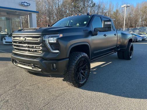 2025 Chevrolet Silverado 3500 High Country