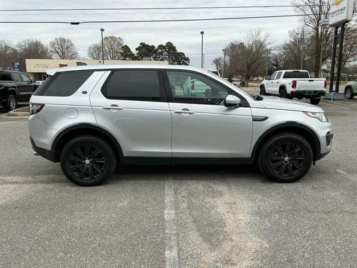 2018 Land Rover Discovery Sport SE