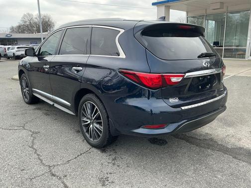 2018 INFINITI QX60 Base