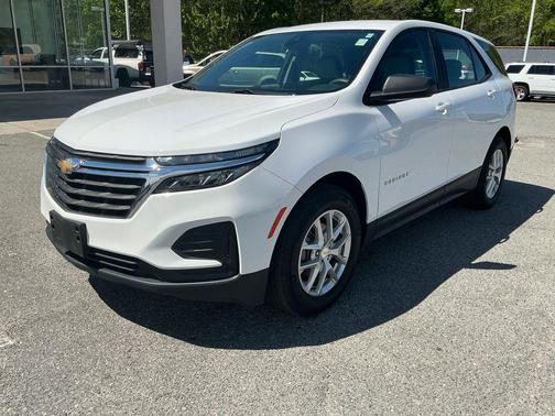 Summit White 2024 Chevrolet Equinox LS