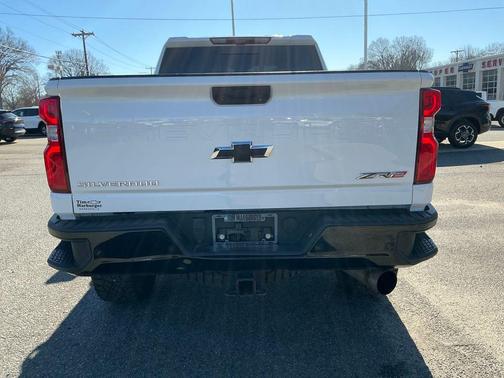 2024 Chevrolet Silverado 2500 4WD Crew Cab Standard Bed ZR2