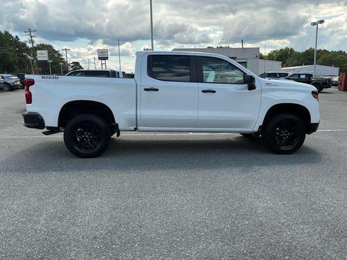 2025 Chevrolet Silverado 1500 Custom Trail Boss